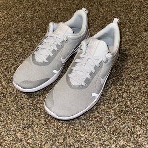 NWOT [Size 8] - Nike Flex Experience RN 8